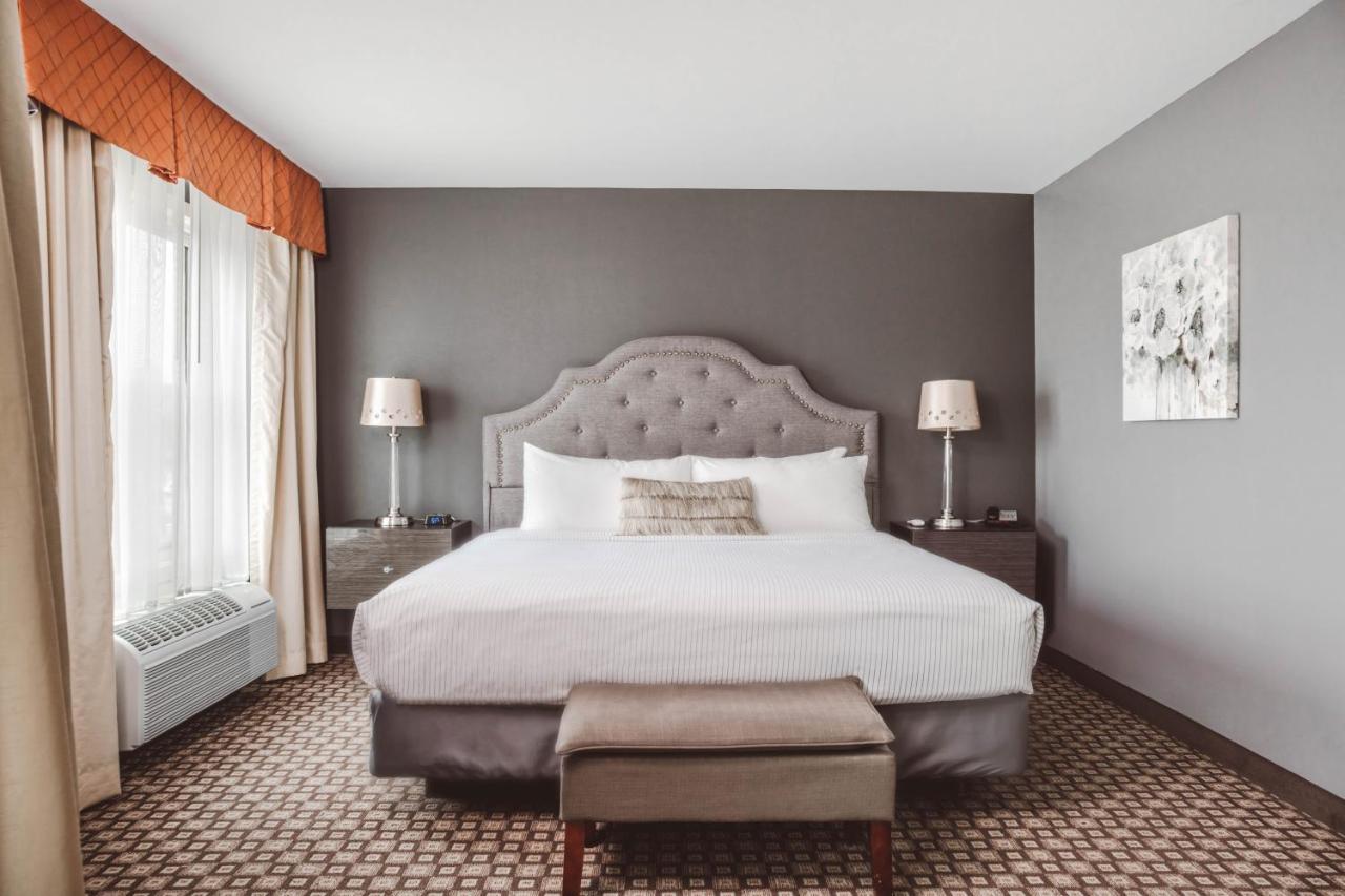 The On Sheridan Hotel
